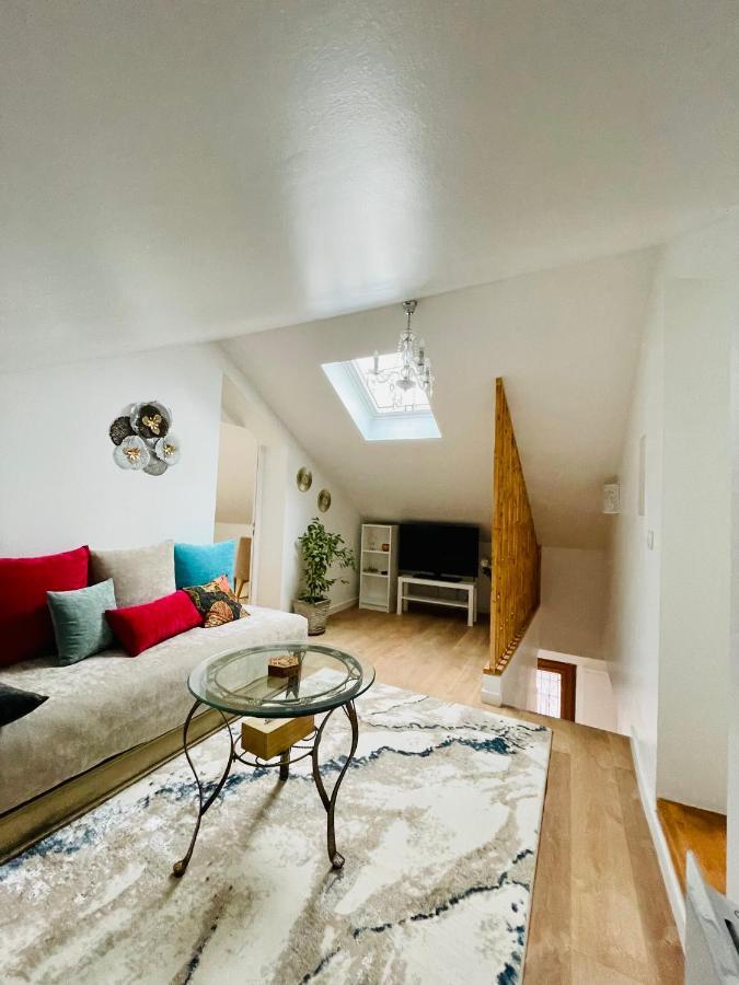 Appartement Charmant Et Lumineux Вильжюиф Экстерьер фото